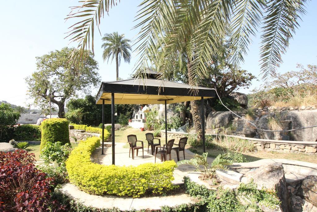 Richi Valley Mount Abu Hotel Buitenkant foto