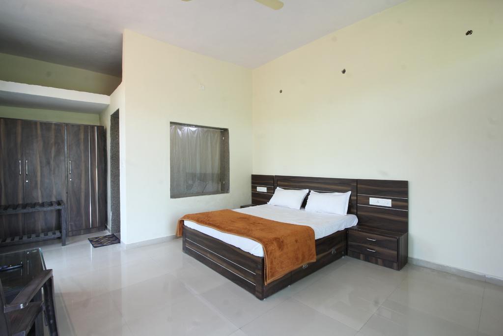 Richi Valley Mount Abu Hotel Buitenkant foto