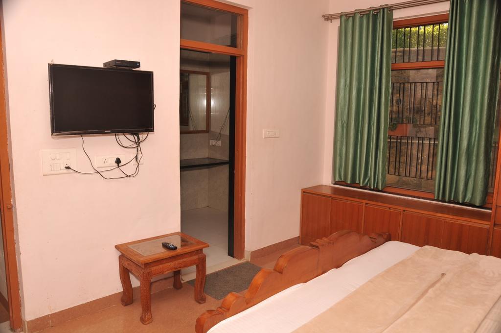 Richi Valley Mount Abu Hotel Buitenkant foto