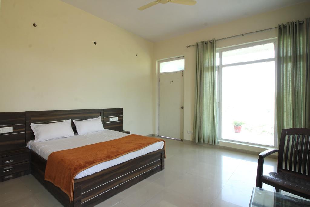 Richi Valley Mount Abu Hotel Buitenkant foto
