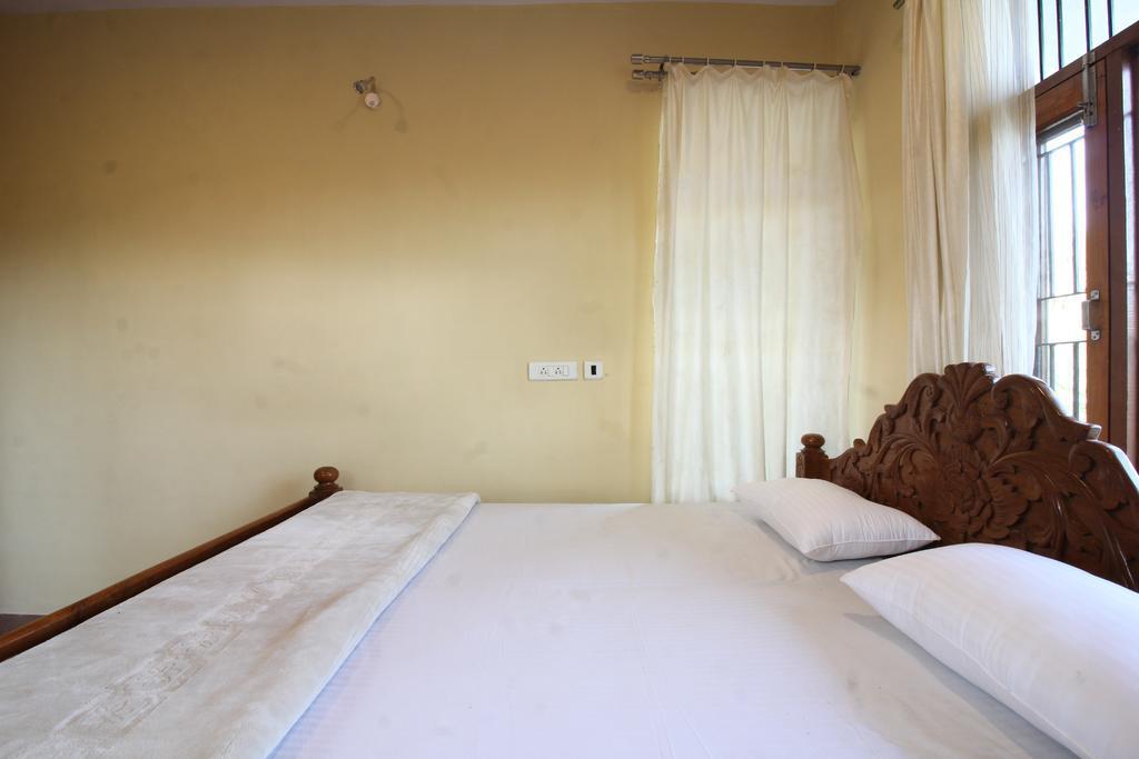 Richi Valley Mount Abu Hotel Buitenkant foto