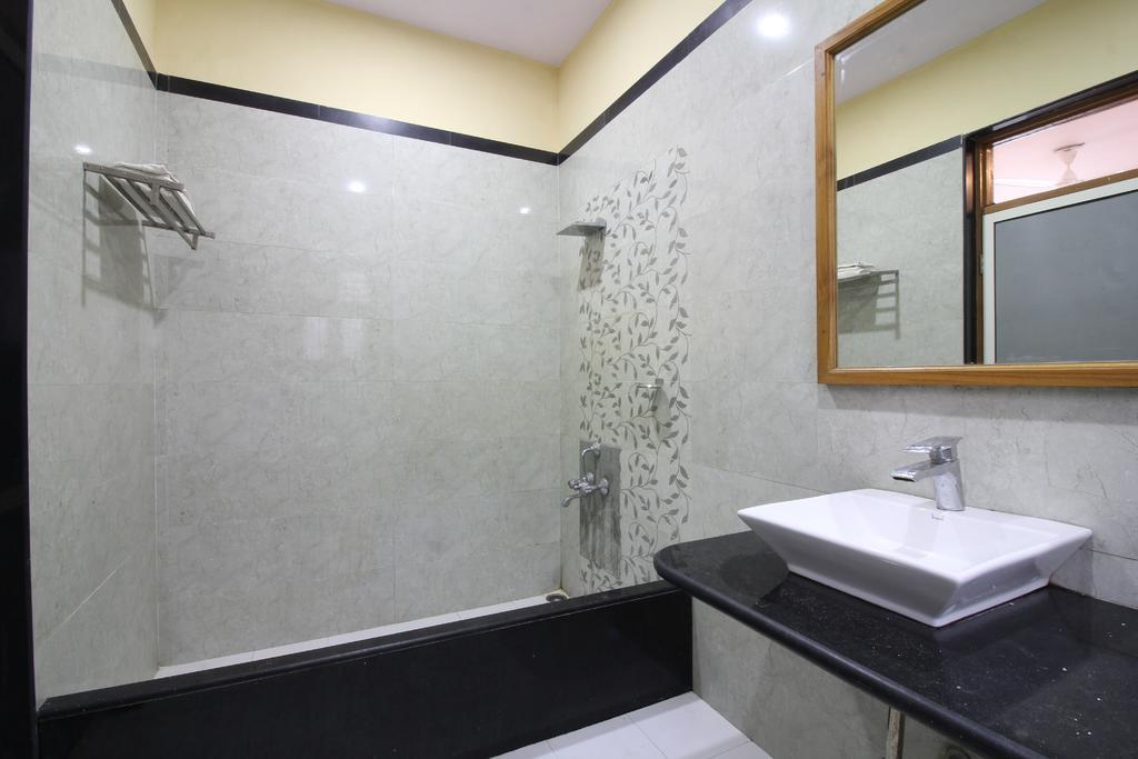Richi Valley Mount Abu Hotel Buitenkant foto